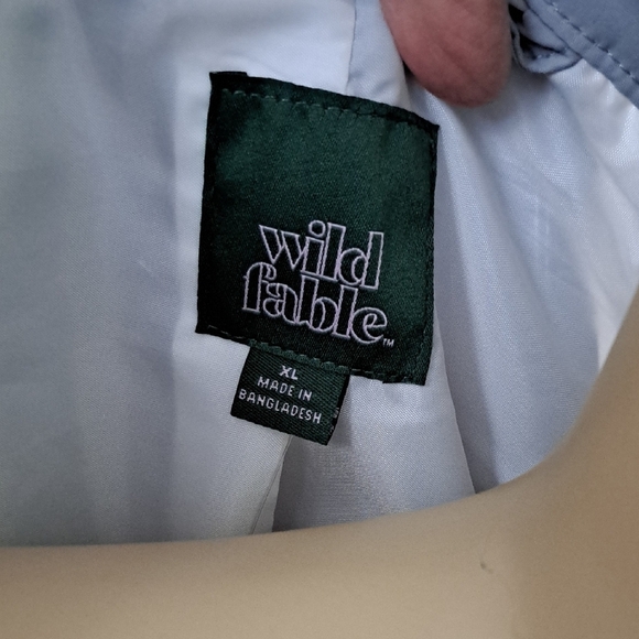 Gray and White Italia Jacket - Picture 9 of 11